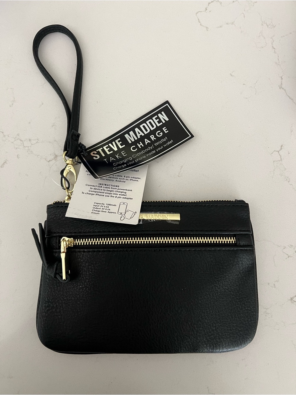 Steve Madden “Take Charge” Charging Wristlet – NWT